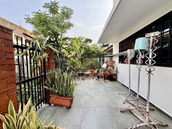 Golden Hill Estate (D19), Terrace #613040431